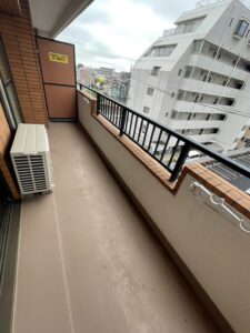 バルコニー バルコニー